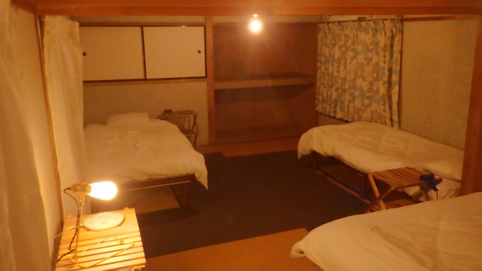 Cosmos Guesthouse Miyoshi  Extérieur photo